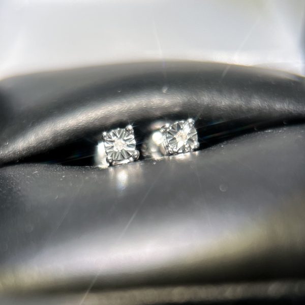 Genuine Diamond Solitaire Earrings 10K Gold Shine Setting For Discount - Image 4